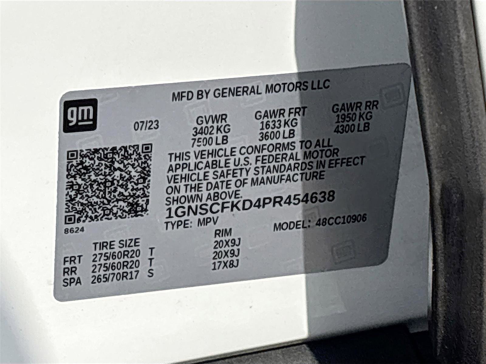 Used 2023 Chevrolet Suburban Premier image 37