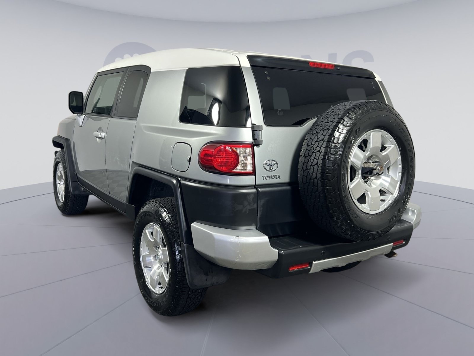 Used 2010 Toyota FJ Cruiser 4WD image 8