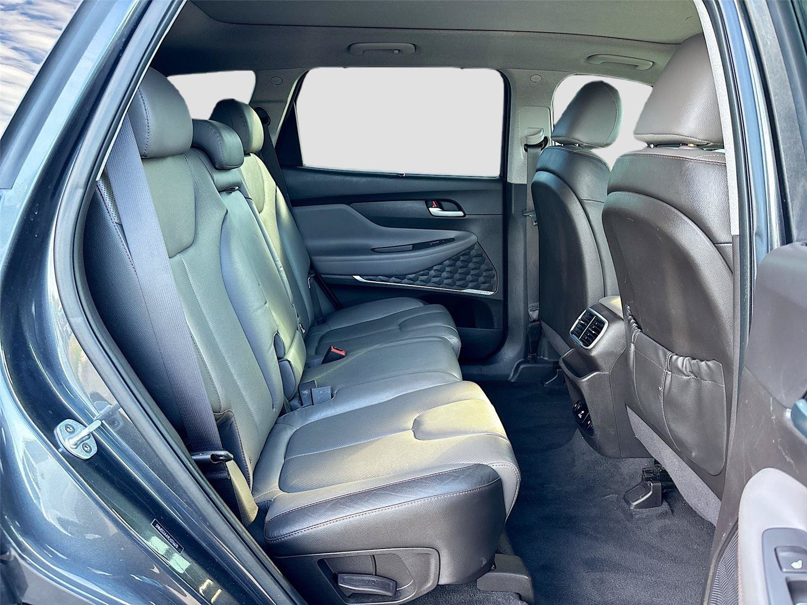 Used 2020 Hyundai Santa Fe Limited FWD image 29