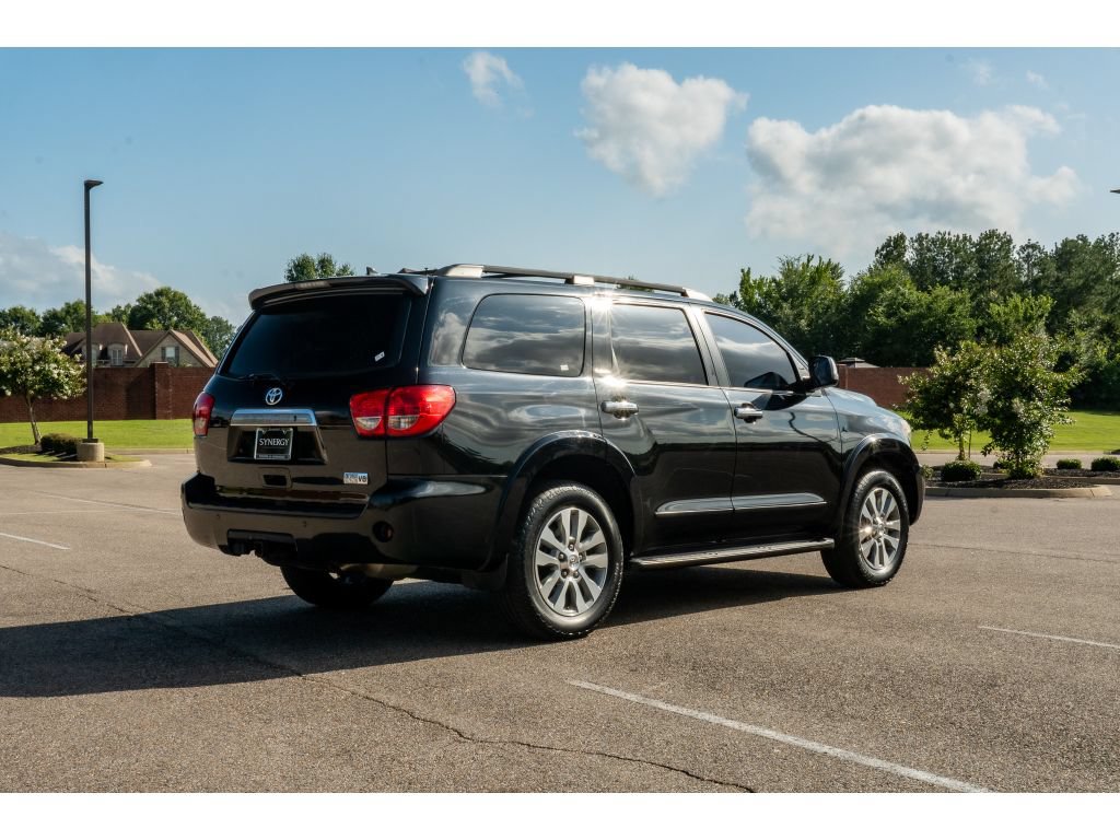 Used 2016 Toyota Sequoia Limited RWD image 5