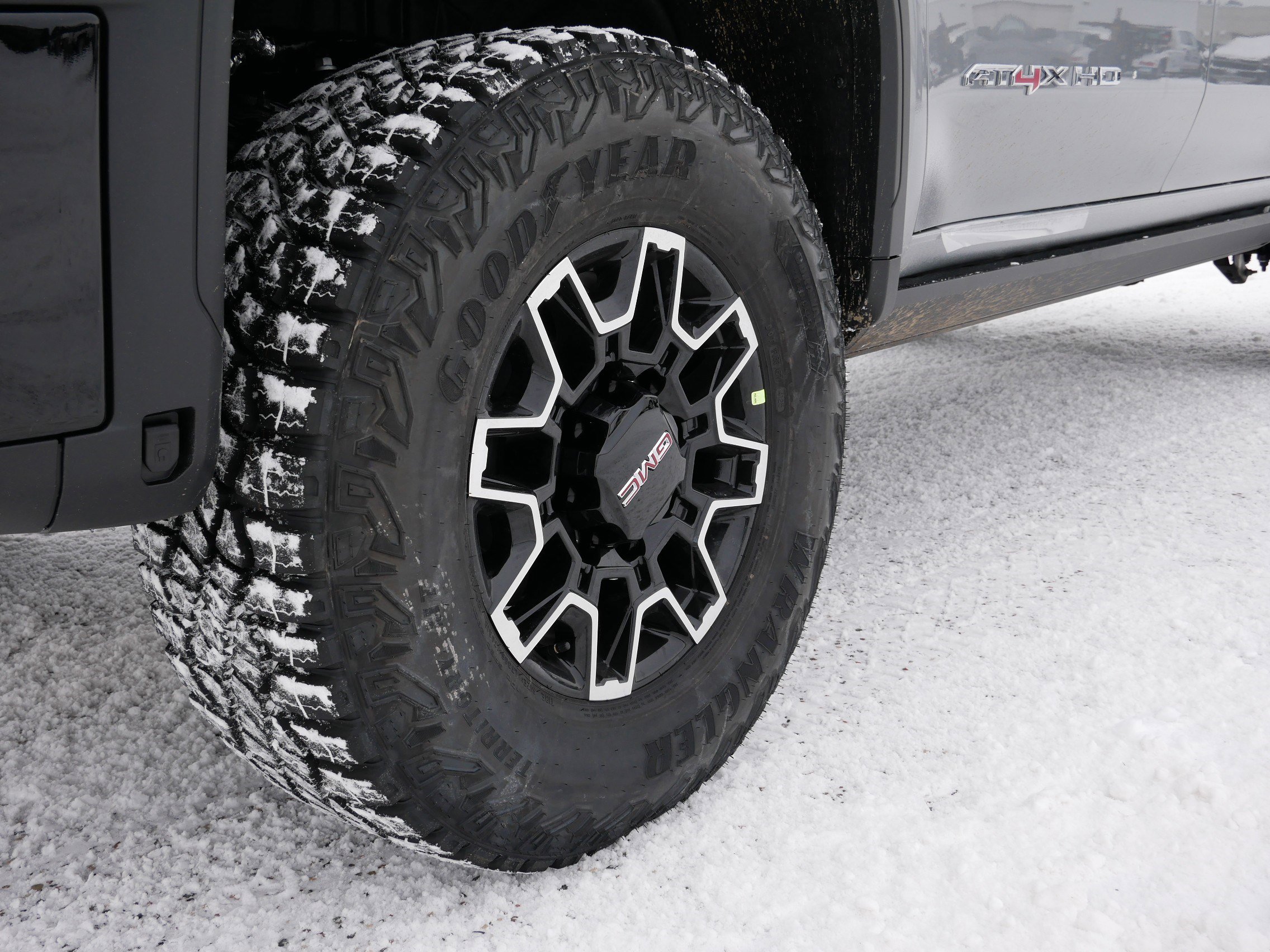 New 2026 GMC Sierra 2500 AT4X image 9