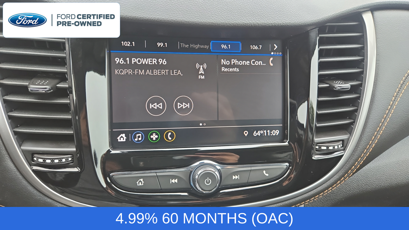 Used 2022 Chevrolet Trax LT w/ LT Convenience Package AWD/4WD image 14