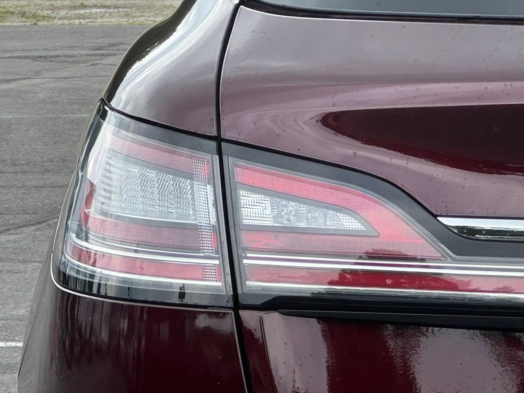 Used 2019 Lincoln Nautilus Black Label AWD/4WD image 11