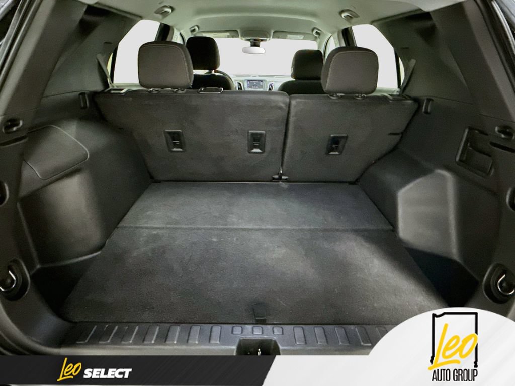 Used 2023 Chevrolet Equinox LT FWD image 27