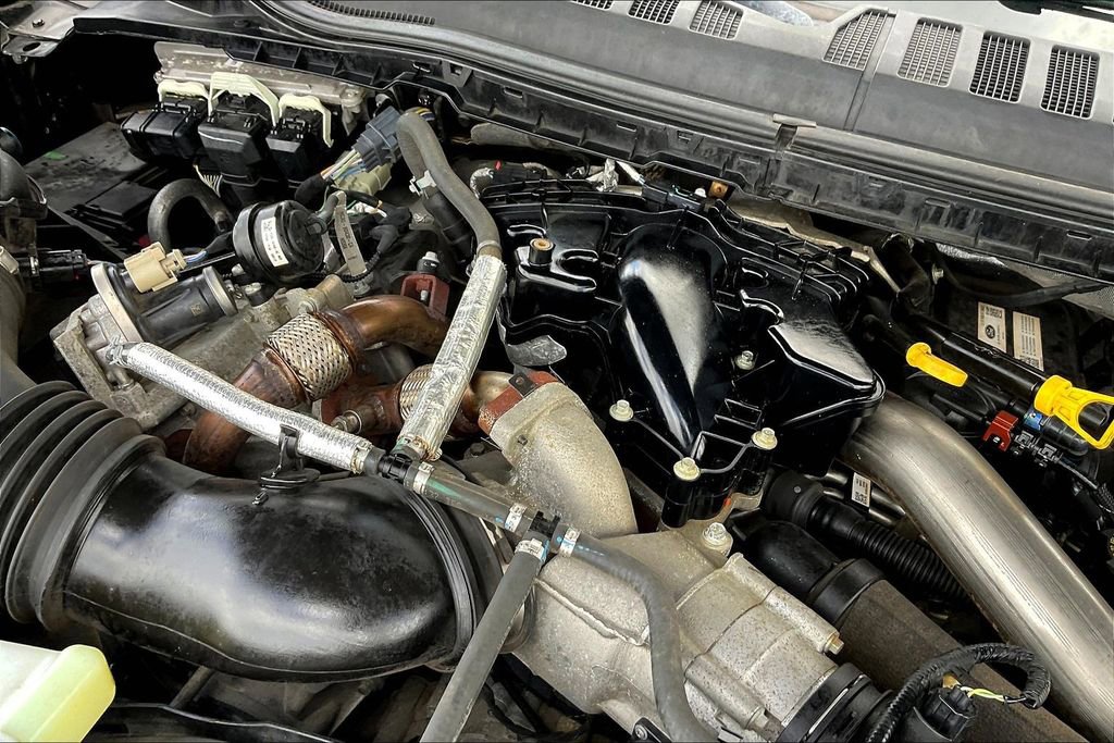 Used 2019 Ford F250 XL w/ STX Appearance Package image 31