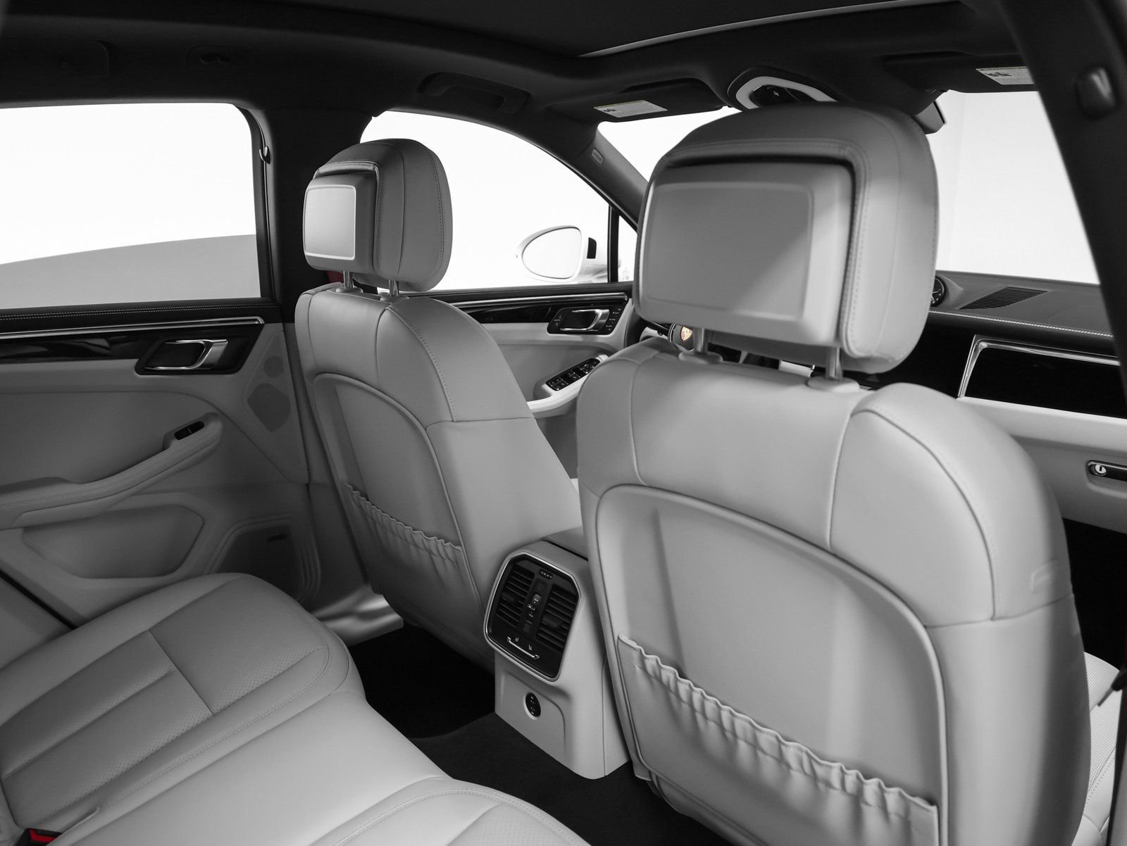 New 2026 Porsche Macan S image 30