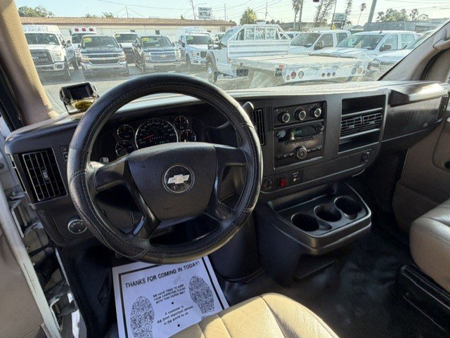 Used 2008 Chevrolet Express 3500 RWD image 18
