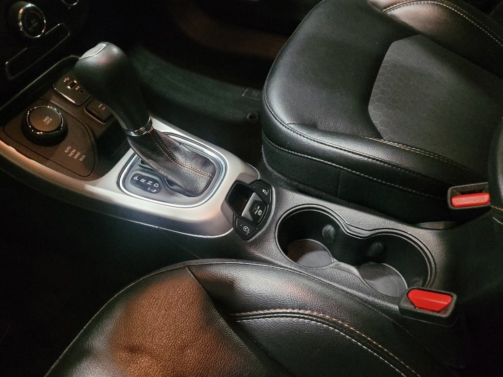 Used 2018 Jeep Compass Latitude image 26