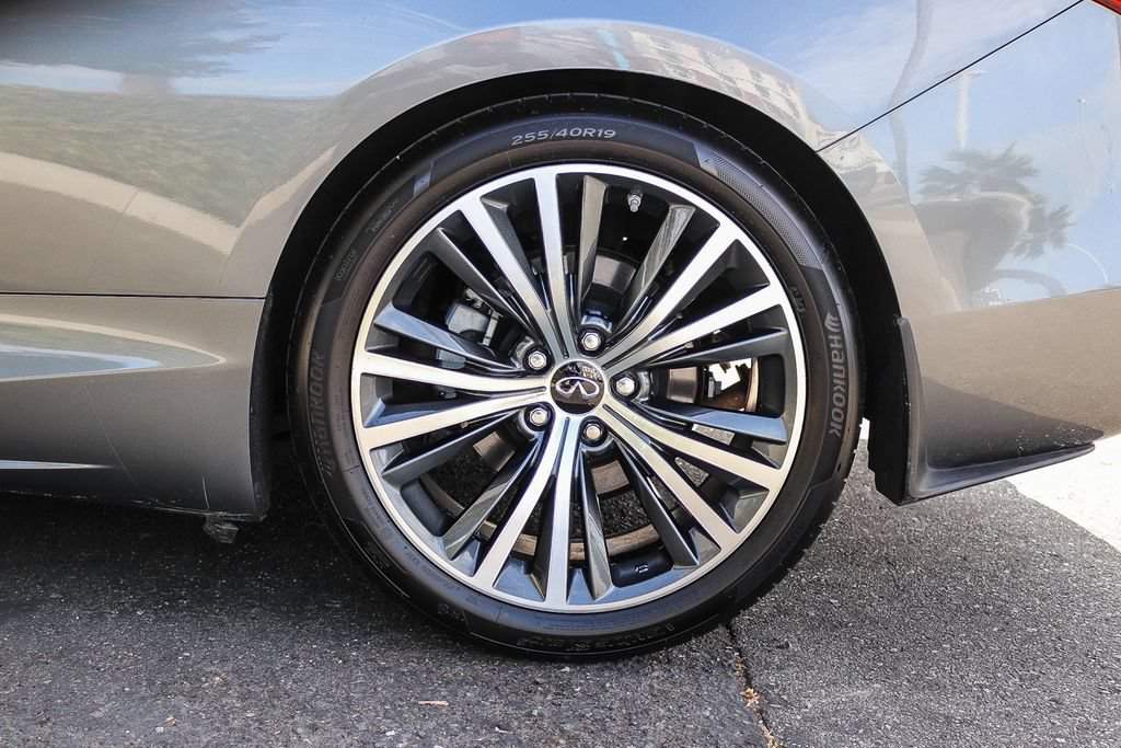 Certified 2021 INFINITI Q60 3.0t Luxe w/ Cargo Package RWD image 12