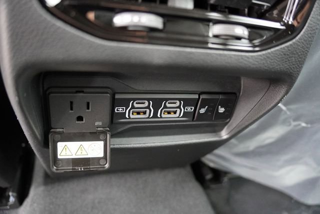 New 2025 Jeep Grand Cherokee Limited w/ Trailer Tow Package image 12