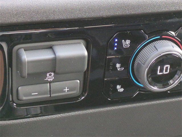 New 2026 Chevrolet Silverado 2500 ZR2 w/ LPO, Dark Essentials Package image 23