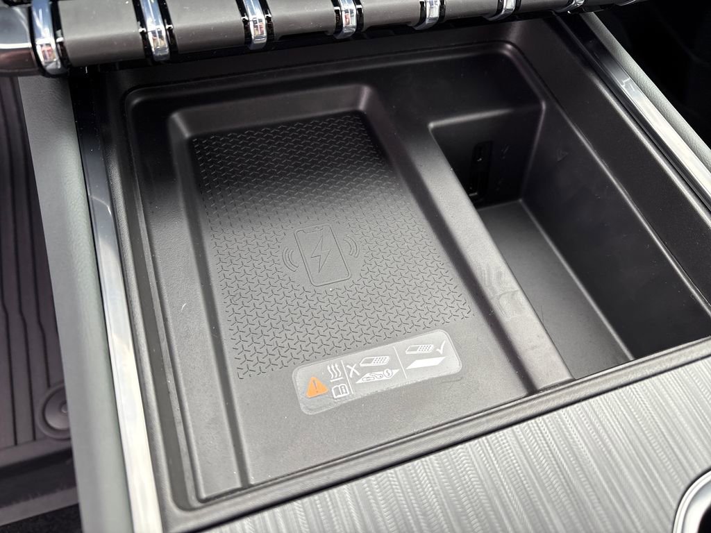 New 2026 GMC Acadia AT4 w/ Luxury Package image 22