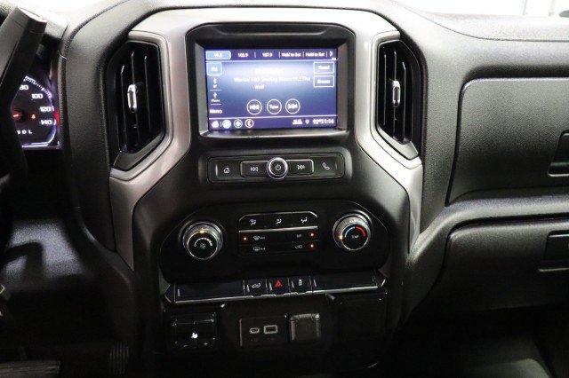 Used 2022 Chevrolet Silverado 2500 Custom w/ Custom Value Package AWD/4WD image 39