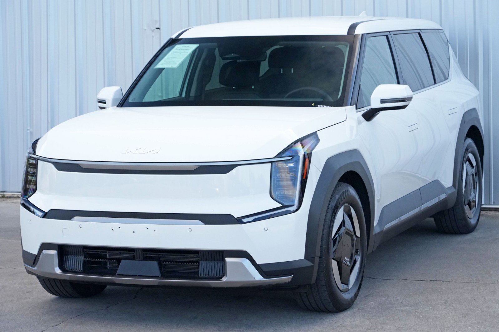 Used 2024 Kia EV9 Light image 51