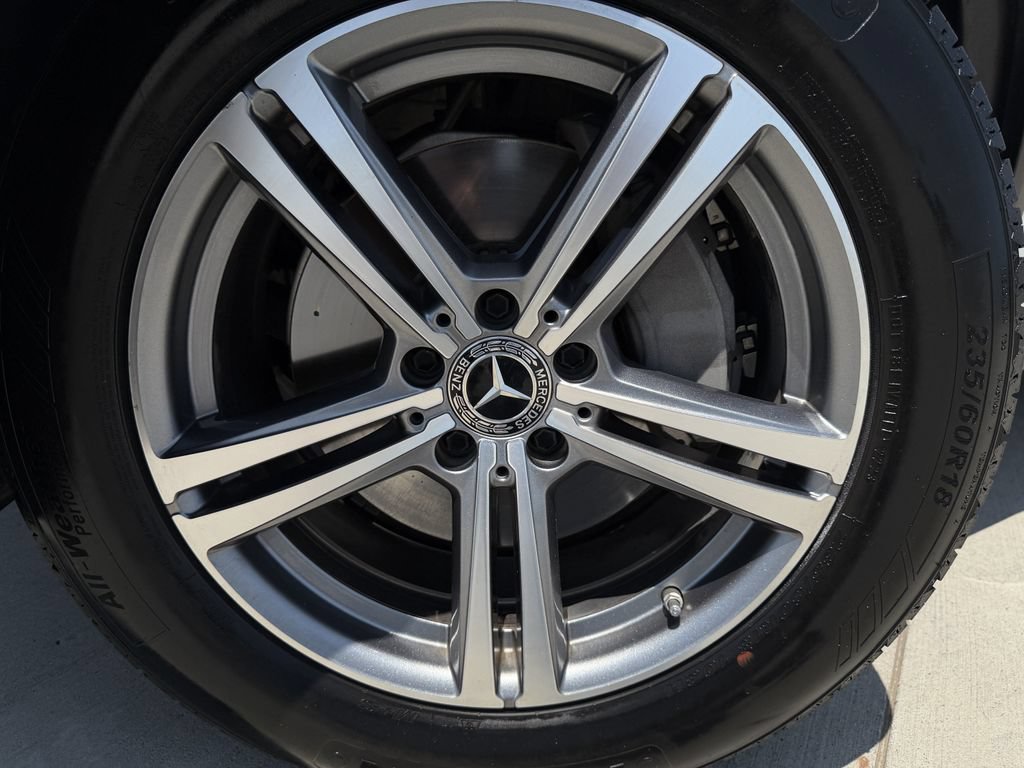 Used 2021 Mercedes-Benz GLC 300 image 9