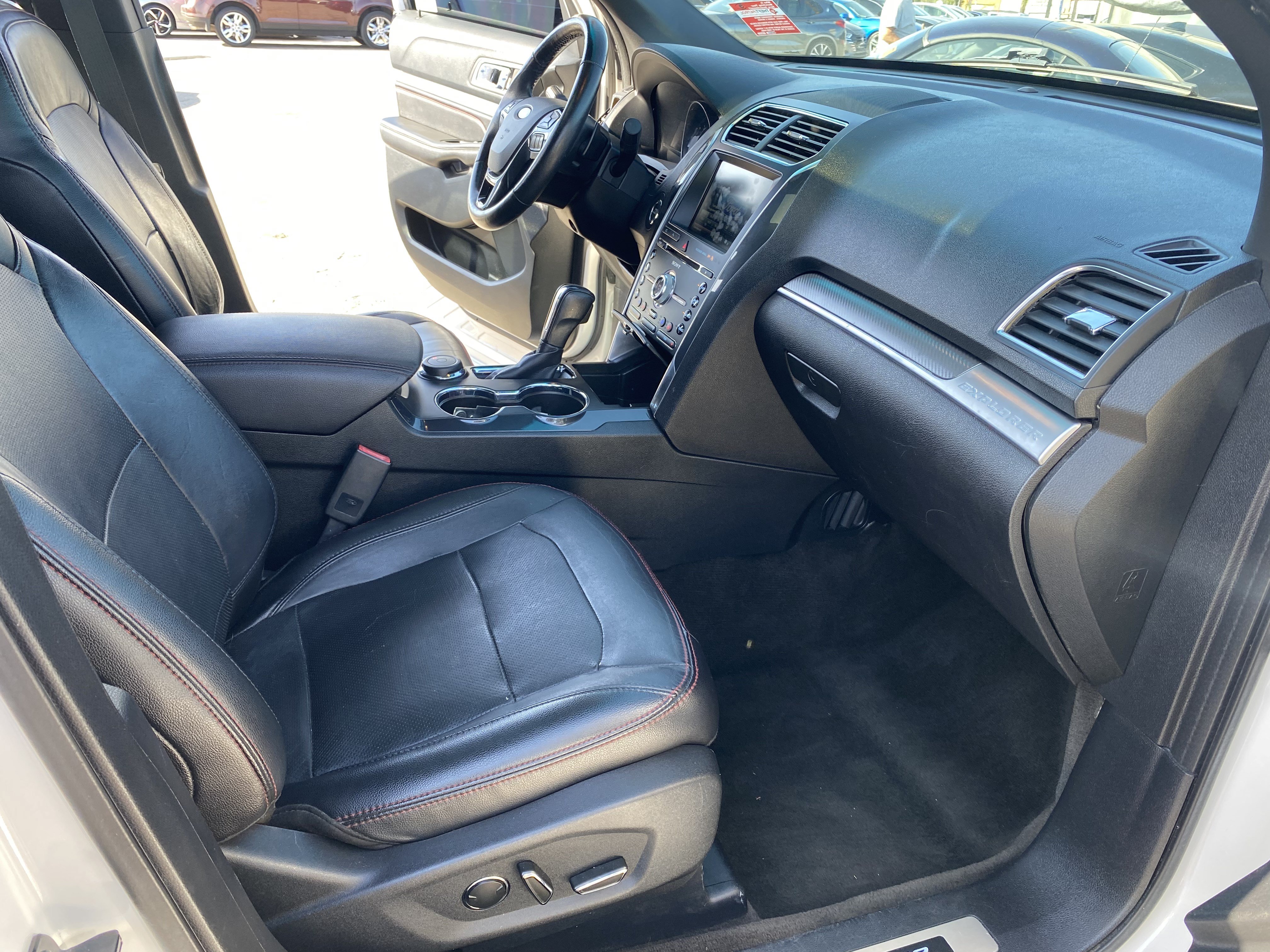 Used 2016 Ford Explorer Sport w/ Equipment Group 401A AWD/4WD image 24