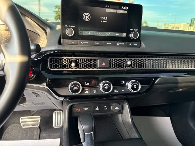 Used 2025 Honda Civic Sport image 17