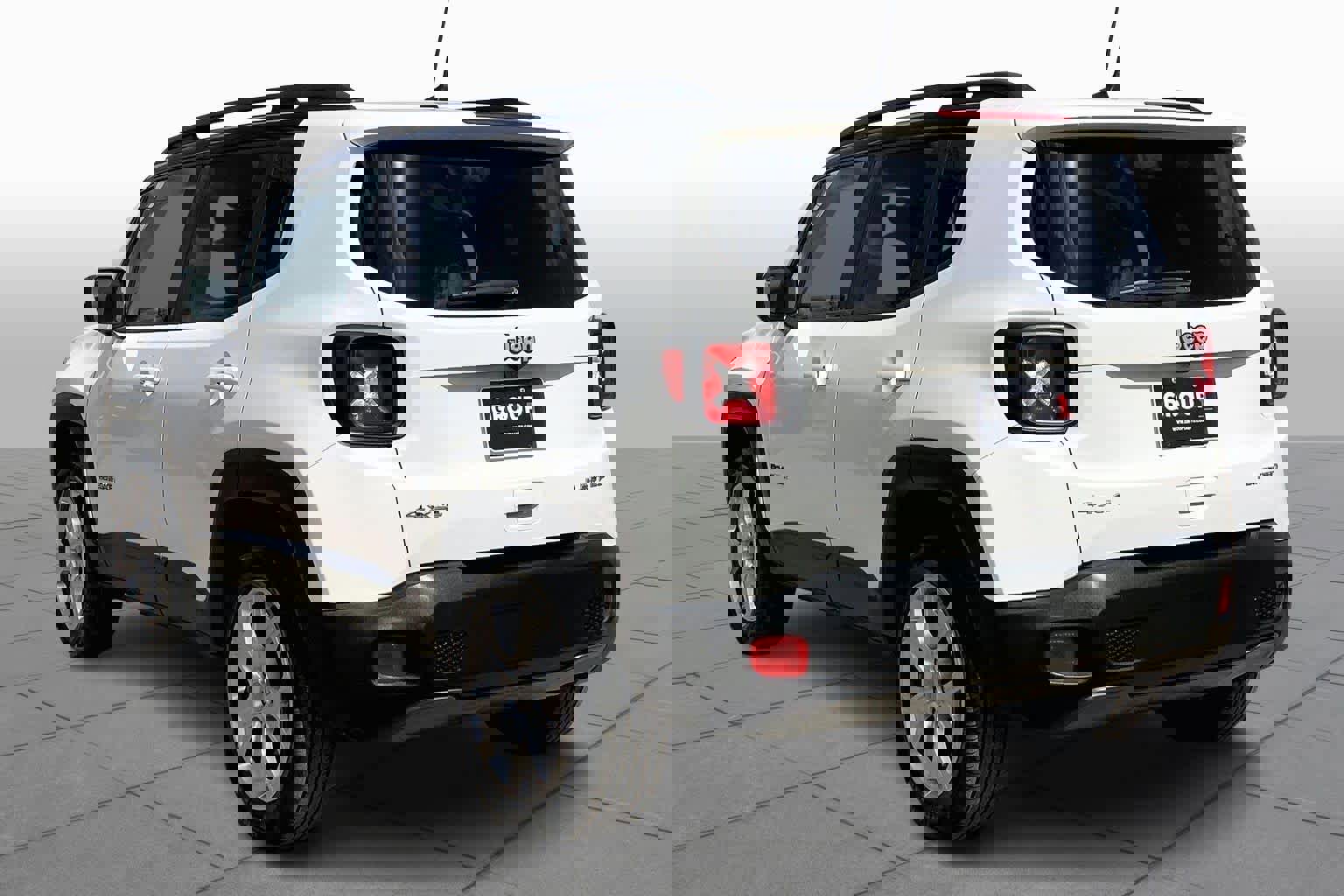 Used 2022 Jeep Renegade Limited image 12