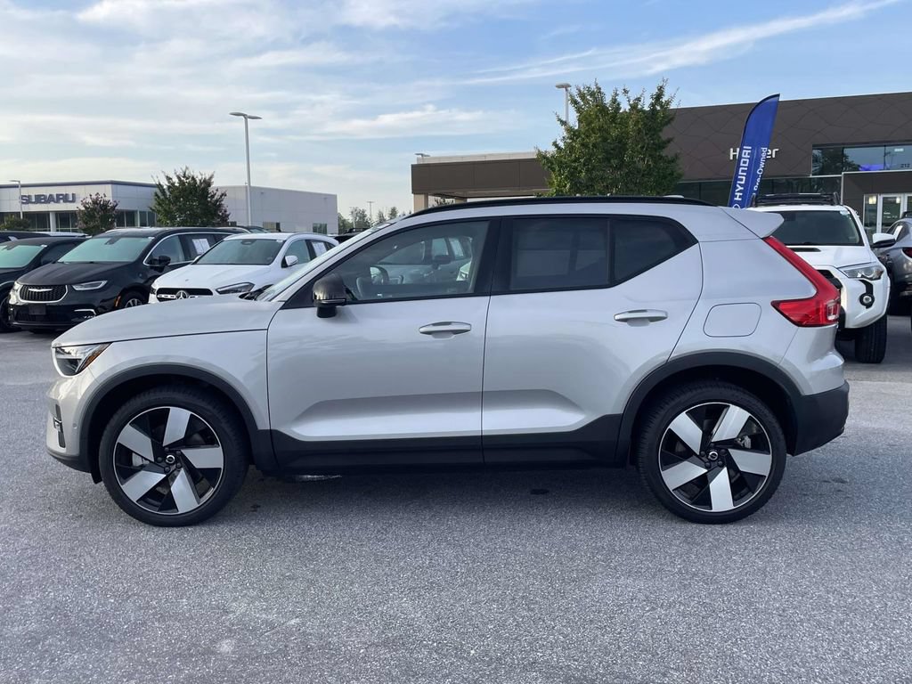 Used 2023 Volvo XC40 Recharge Ultimate w/ Protection Package Premier AWD/4WD image 25