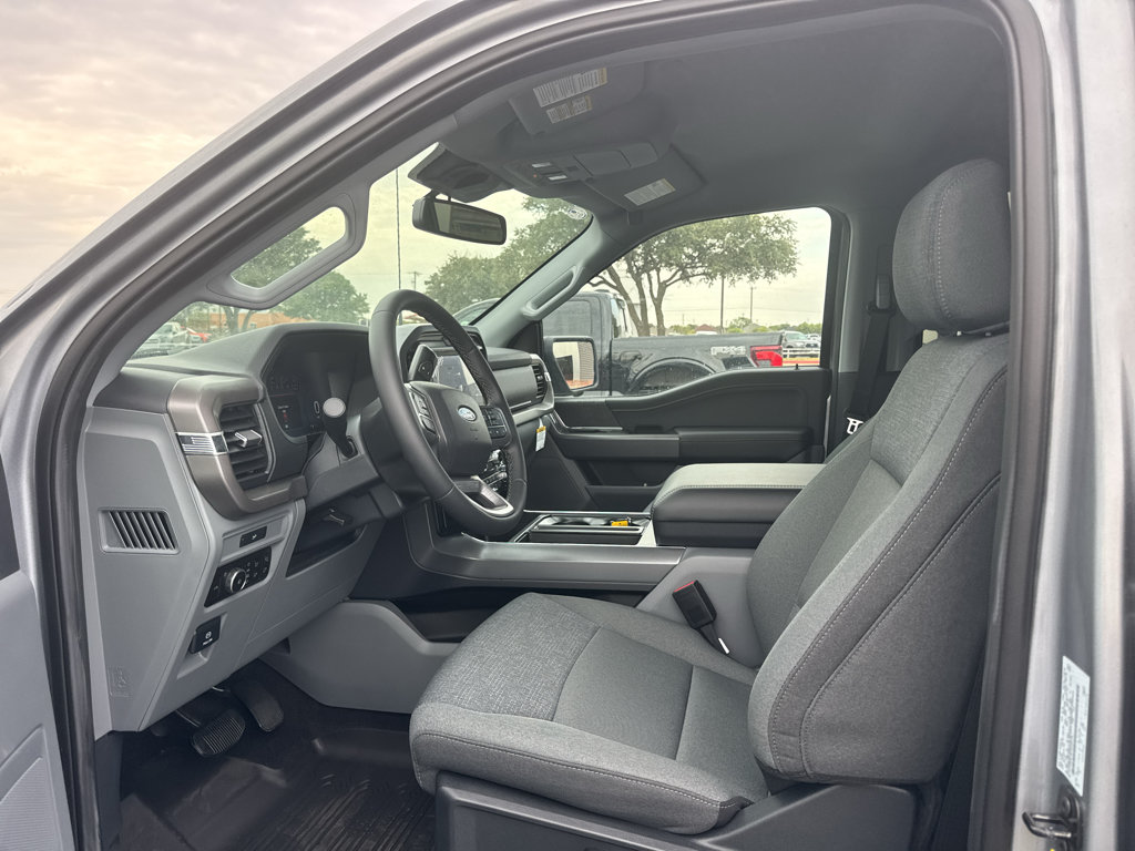 New 2026 Ford F150 XLT w/ Equipment Group 302A MID AWD/4WD image 9