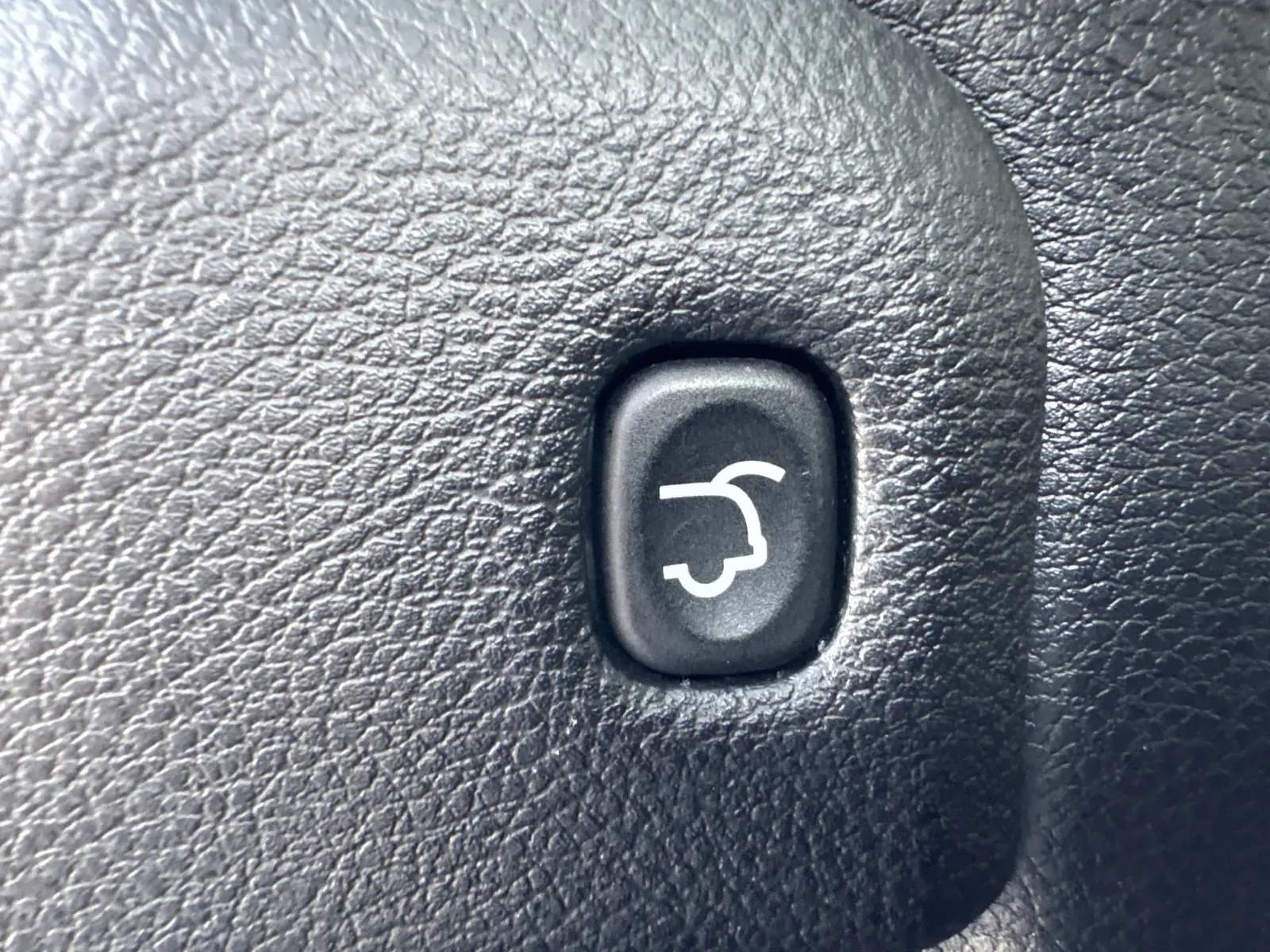 Used 2021 Jeep Grand Cherokee Laredo X AWD/4WD image 22