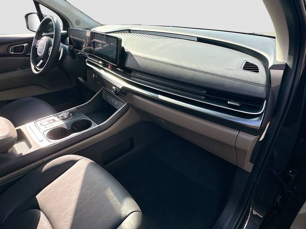 New 2026 Kia Carnival LXS image 29