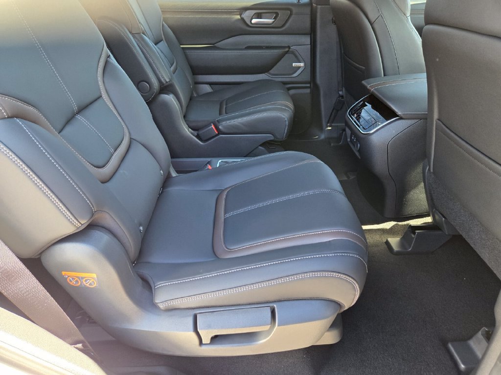 New 2026 Nissan Armada SL w/ Captain's Chari Seat Package AWD/4WD image 23