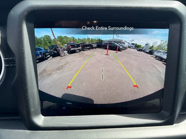 Used 2023 Jeep Wrangler Unlimited Sahara AWD/4WD image 29