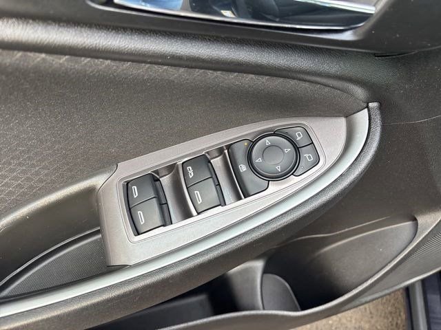 Used 2023 Chevrolet Malibu LT image 14
