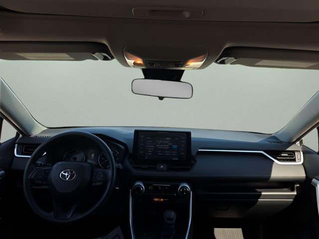 Used 2021 Toyota RAV4 XLE w/ Convenience Package image 10