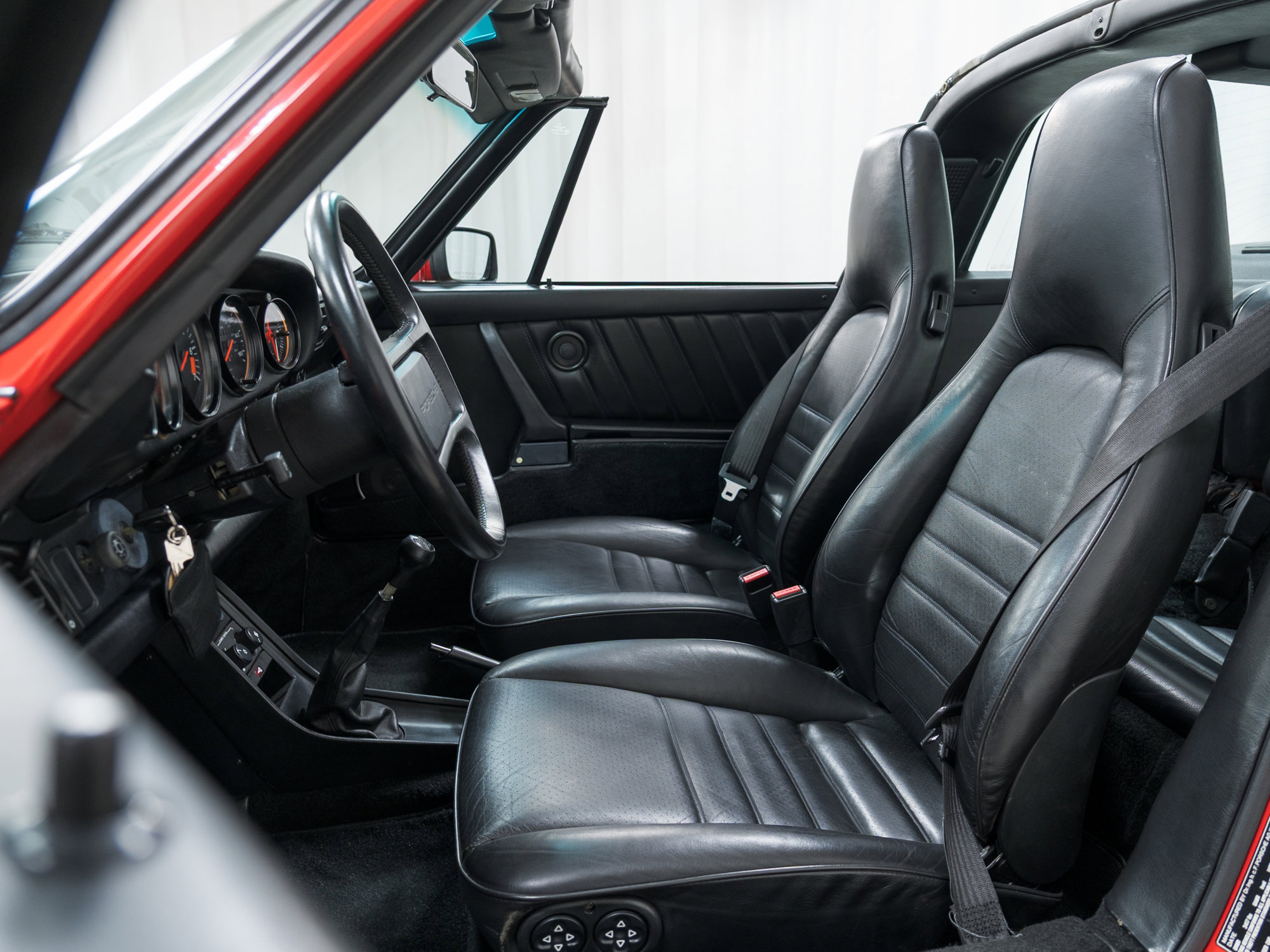 Used 1989 Porsche 911 Targa image 5