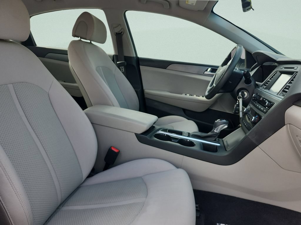 Used 2016 Hyundai Sonata SE FWD image 18