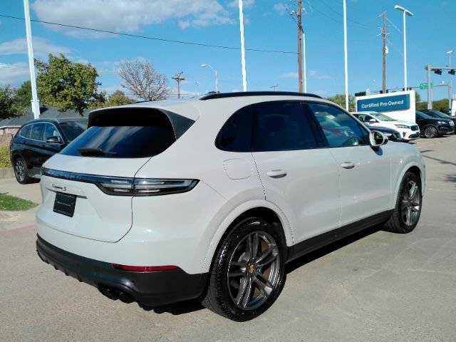 Used 2022 Porsche Cayenne S Platinum AWD/4WD image 8