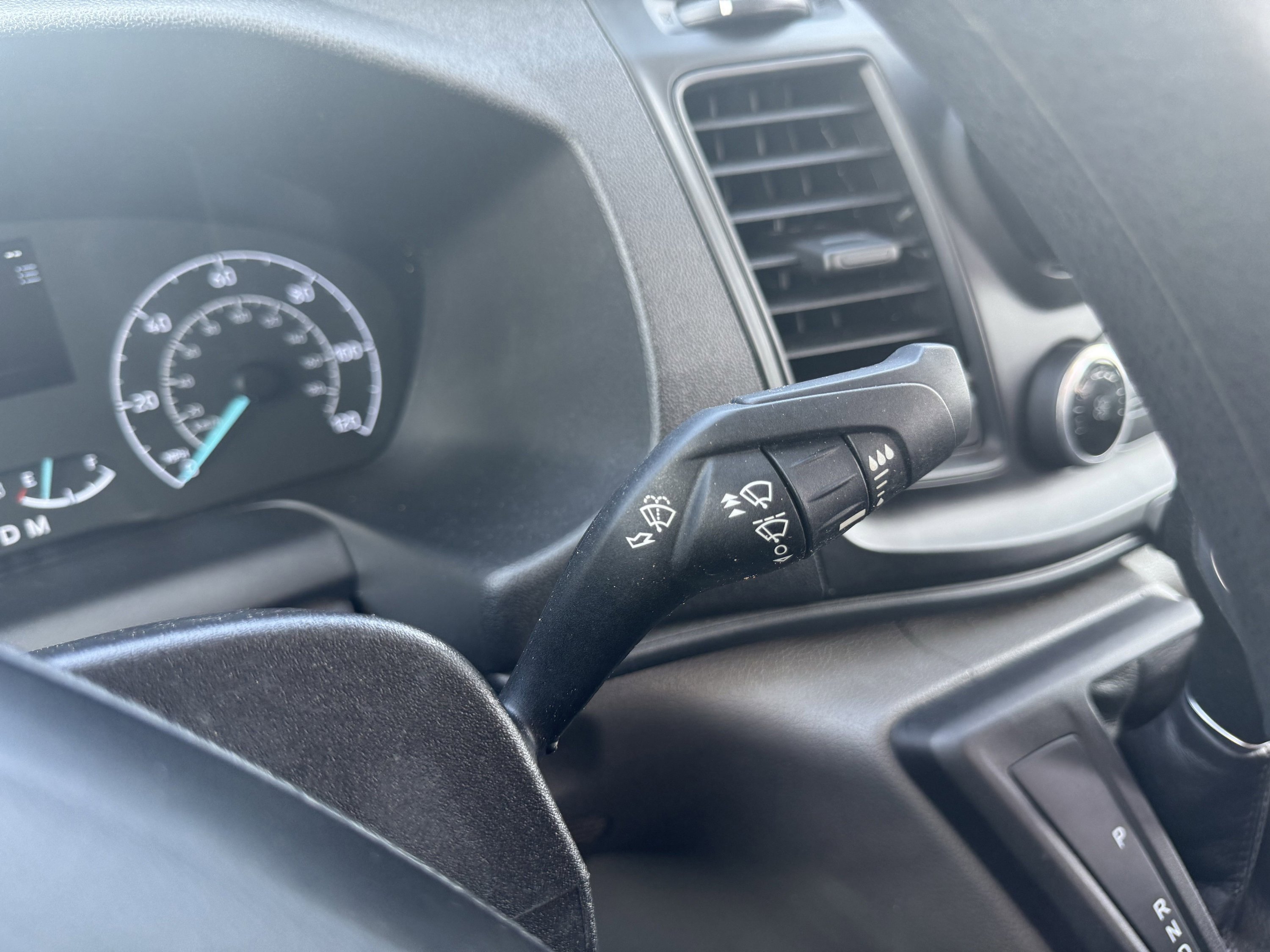 Used 2023 Ford Transit 350 XL image 30