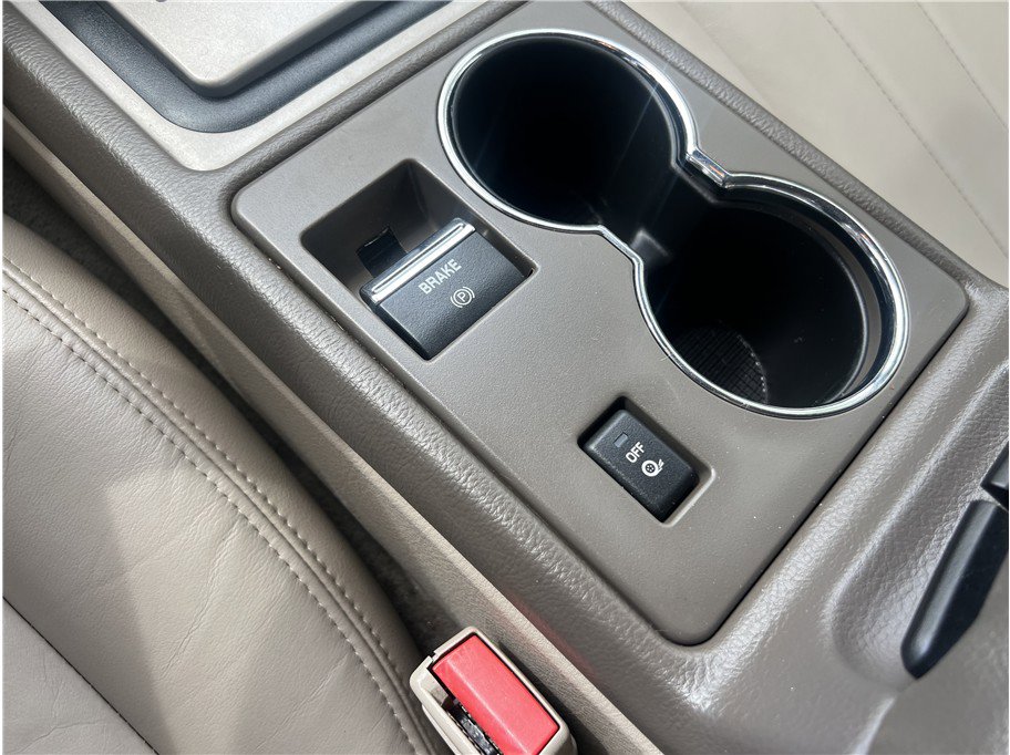 Used 2004 Lincoln LS image 17