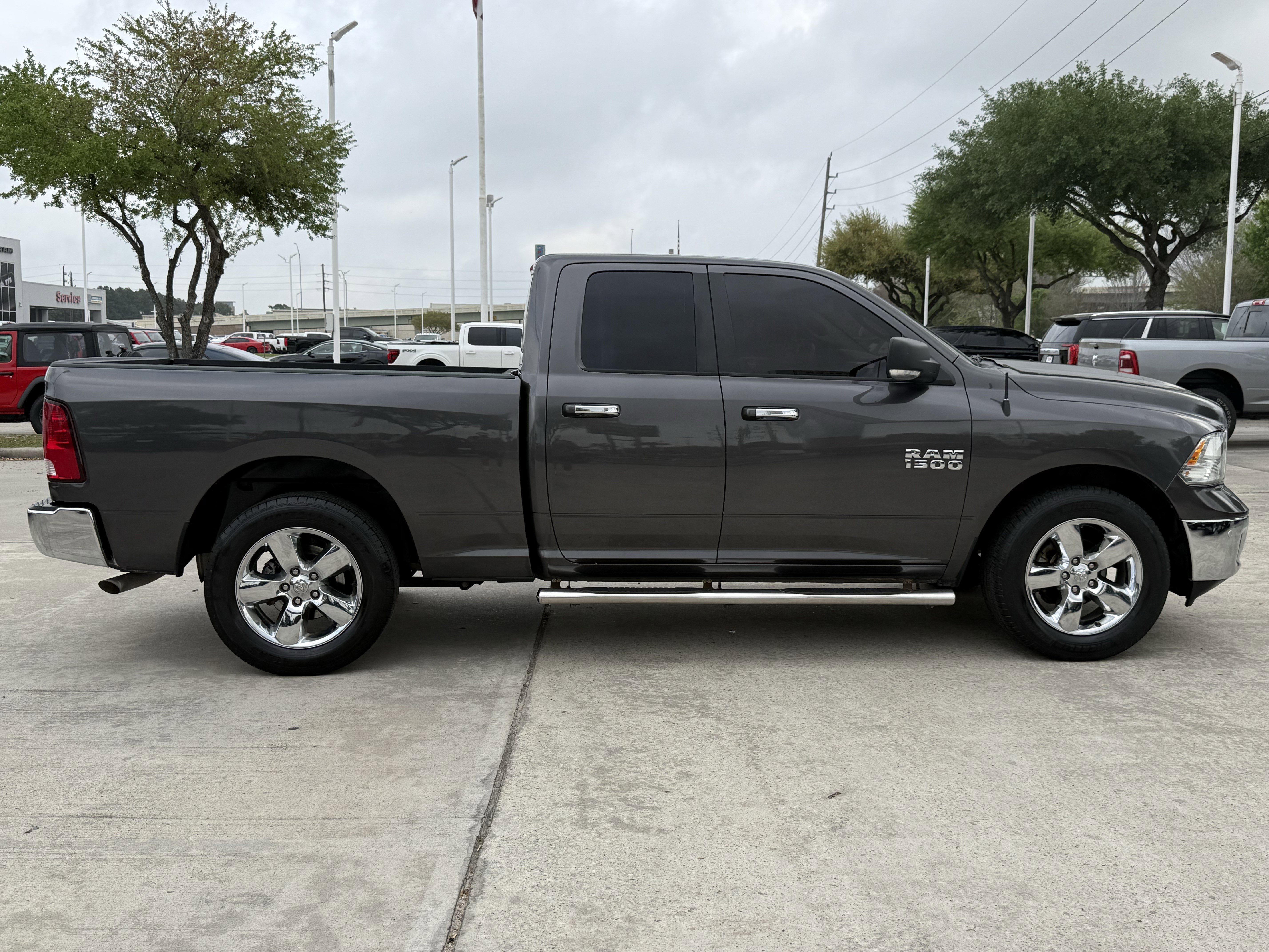 Used 2018 RAM 1500 Lone Star image 3