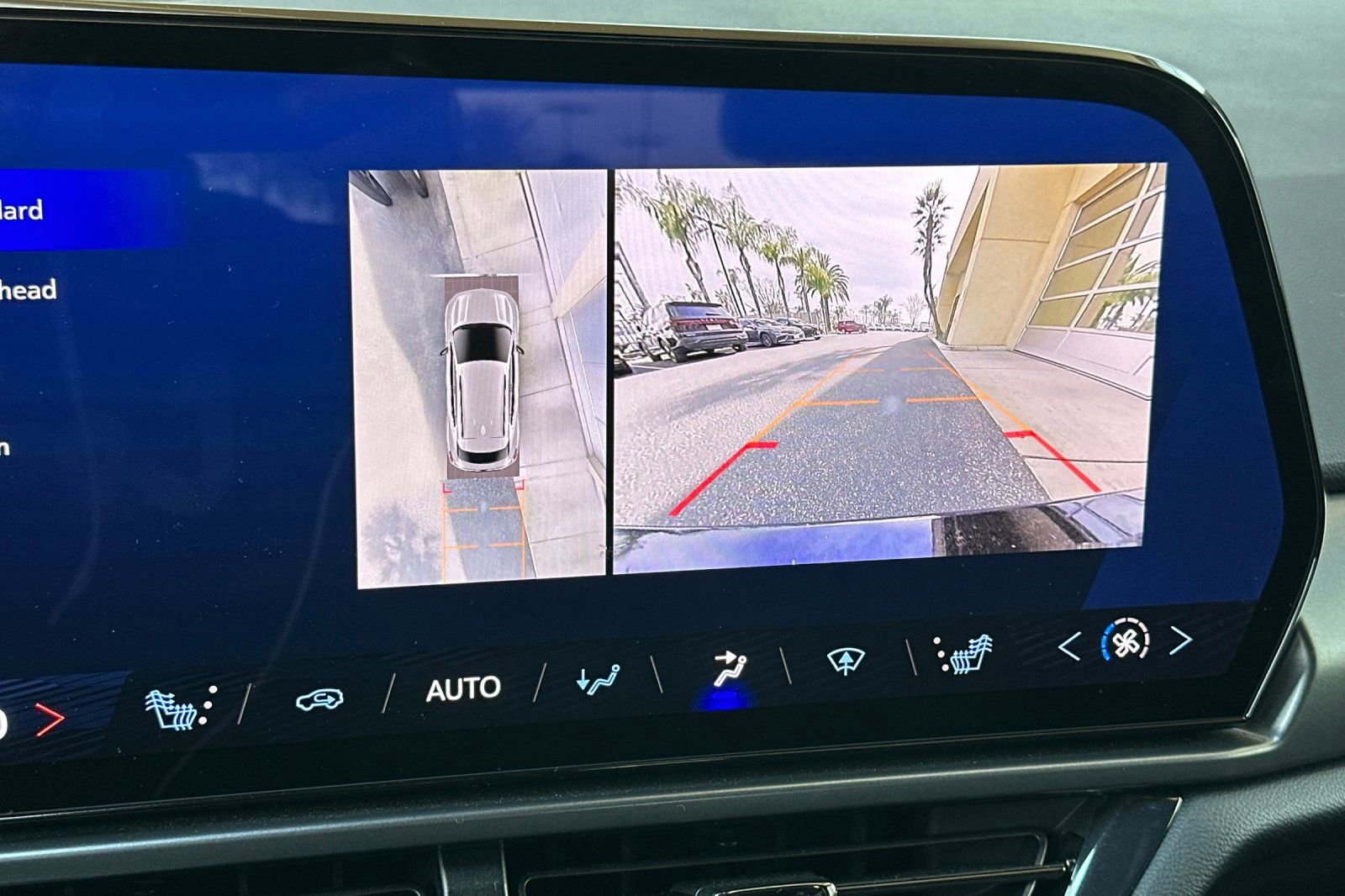 Used 2024 Chevrolet Equinox EV RS image 21