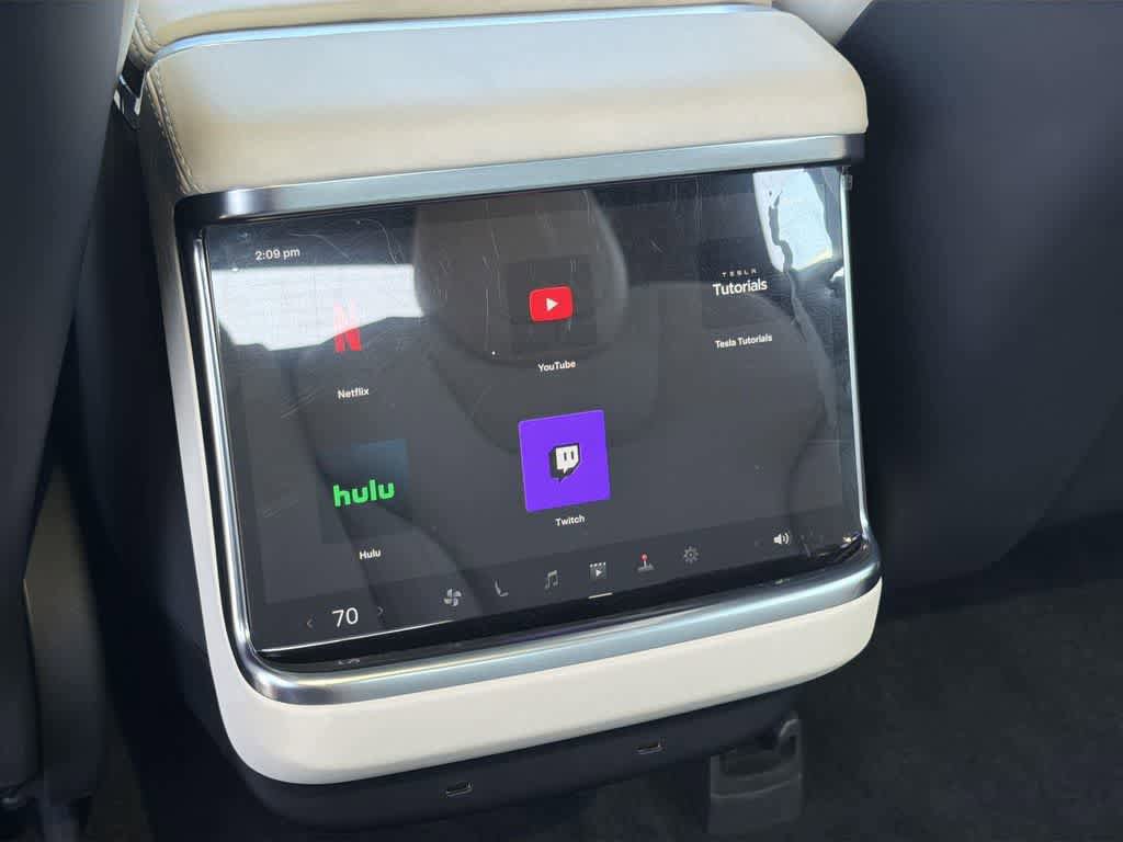 Used 2023 Tesla Model S image 30