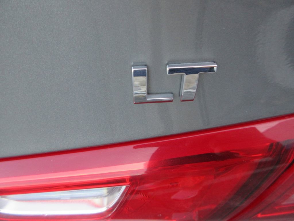 Used 2024 Chevrolet Malibu LT image 9