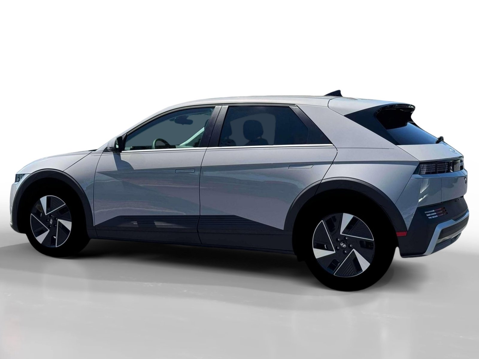 New 2026 Hyundai Ioniq 5 SE RWD image 4