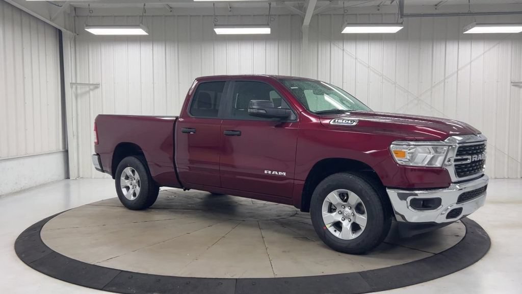 Used 2023 RAM 1500 Big Horn AWD/4WD image 2