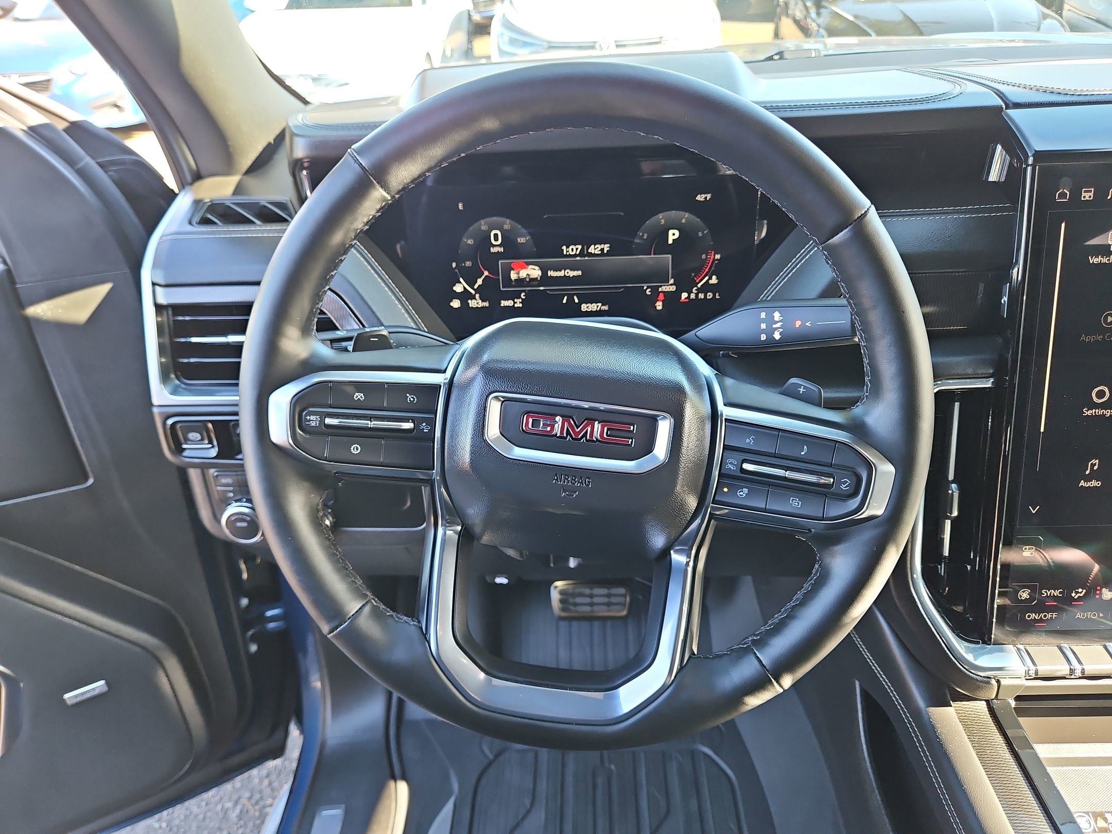 Used 2025 GMC Yukon XL Elevation w/ LPO, Floor Liner Package image 14