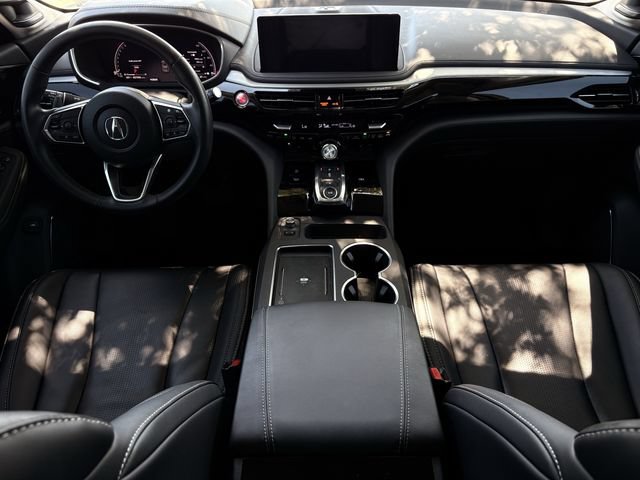 Certified 2025 Acura MDX FWD w/ Technology Package image 11