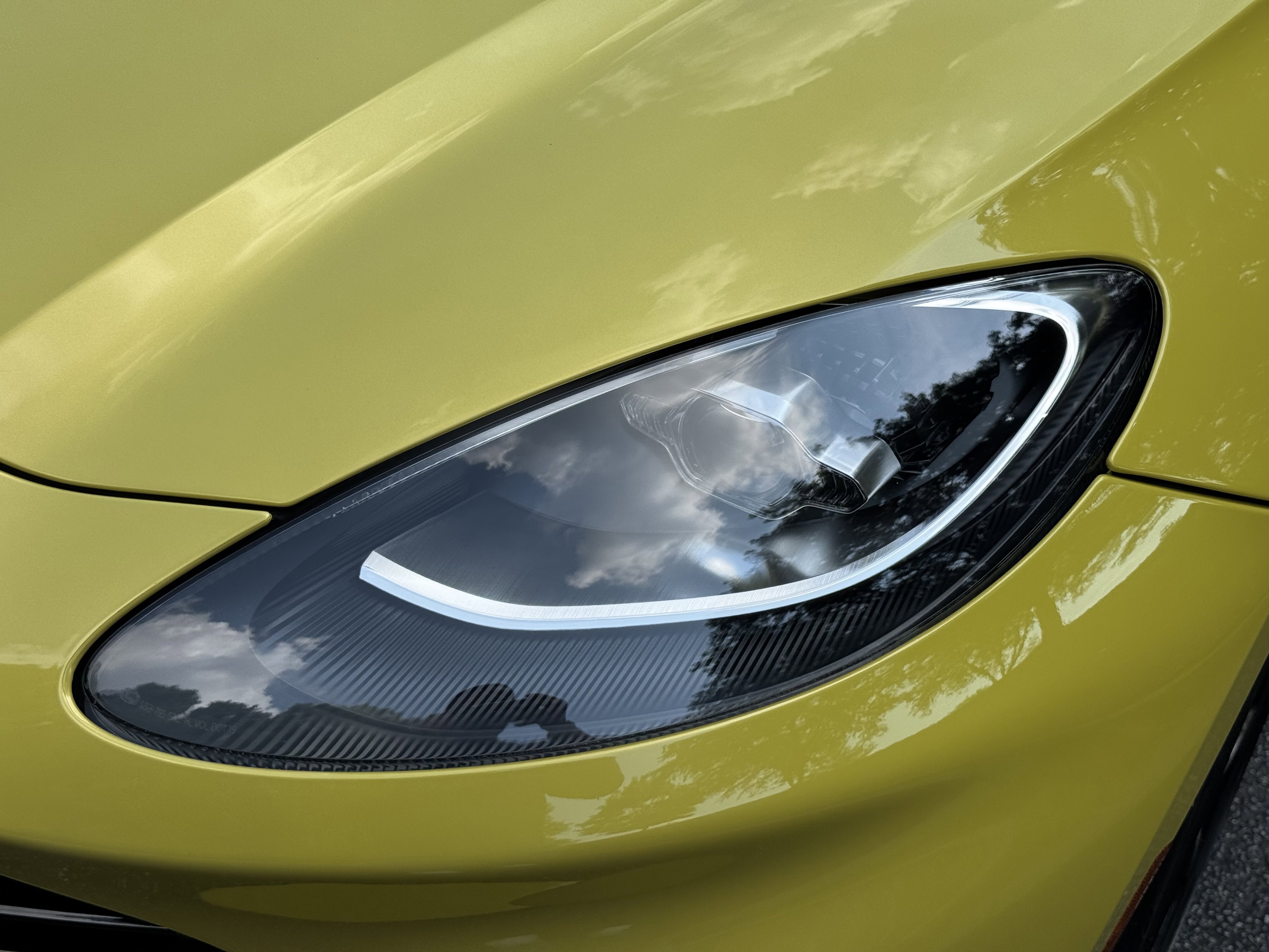 Used 2021 Aston Martin DBX AWD/4WD image 37