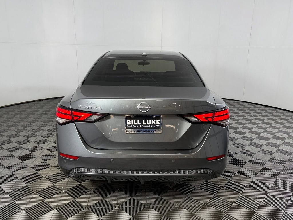 Used 2025 Nissan Sentra SV FWD image 9