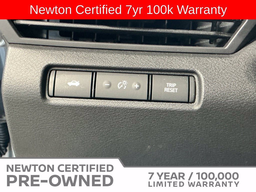 Used 2025 Nissan Altima 2.5 SR FWD image 29