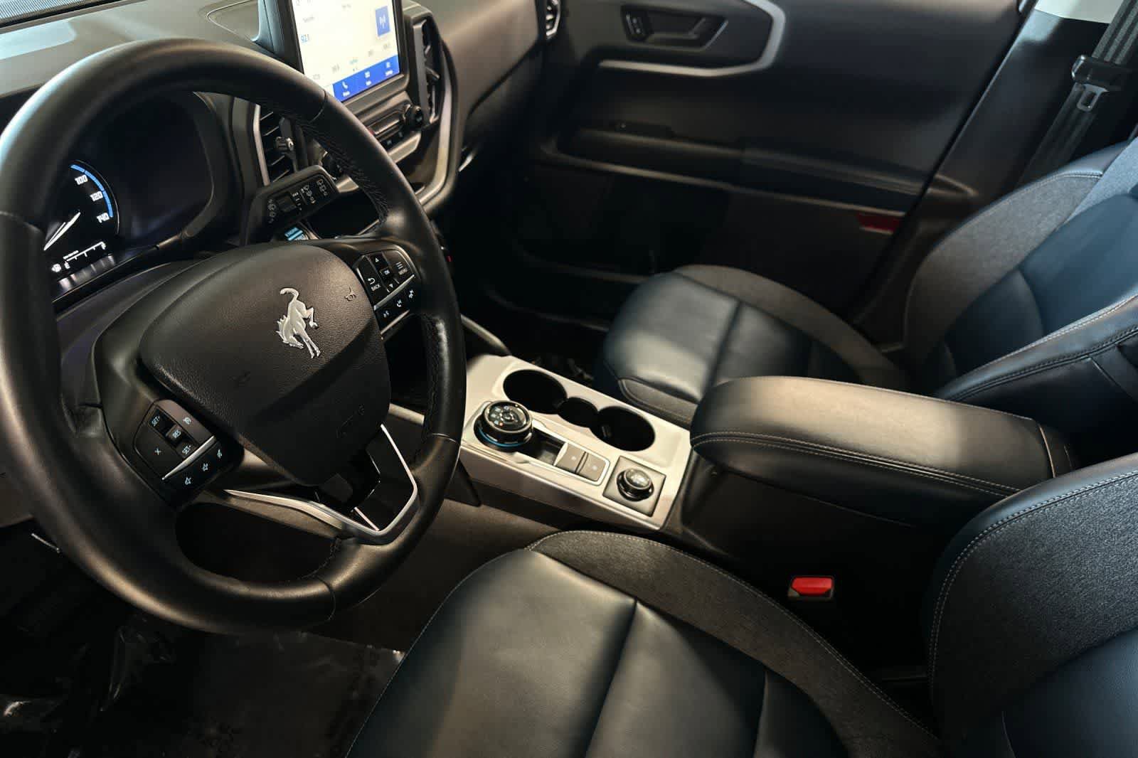 Used 2024 Ford Bronco Sport Outer Banks AWD/4WD image 12