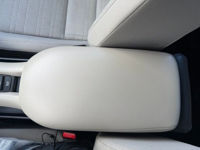 Used 2023 Honda HR-V LX image 38