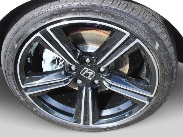 Used 2025 Honda Accord Sport image 2