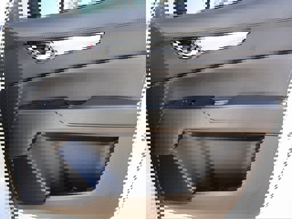 Used 2020 MAZDA CX-5 Touring image 9